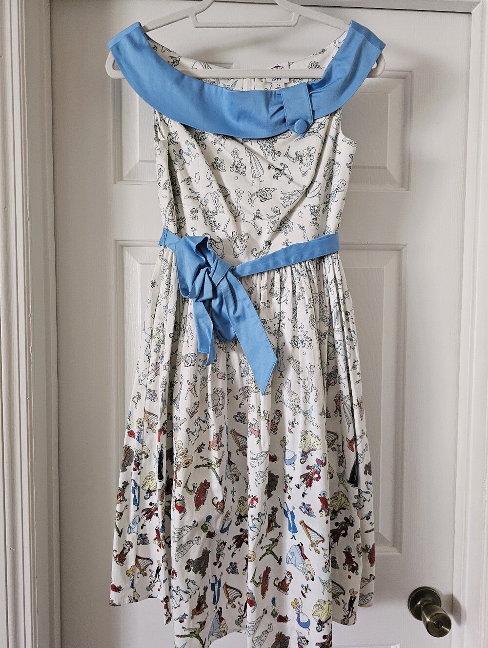 NWT Disney Parks The Dress Shop Ink & Paint Dress Size Small Retro S RARE